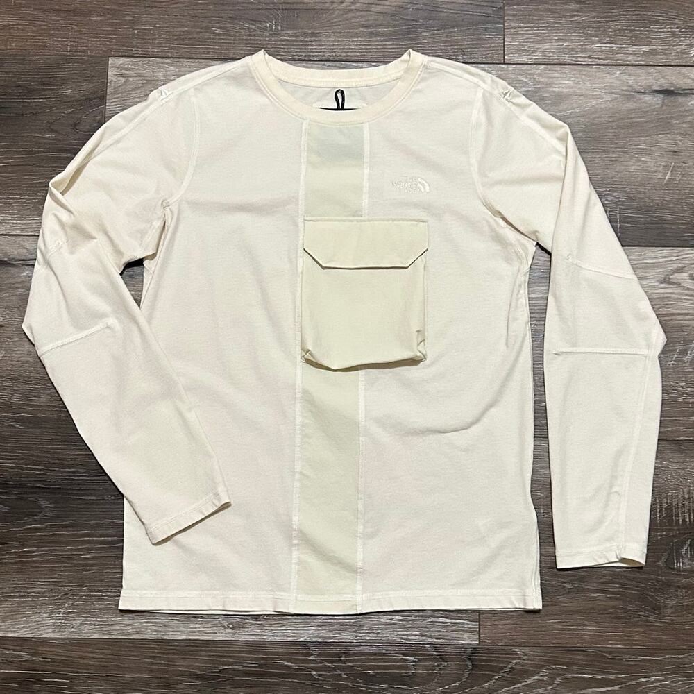 The North Face Men's Pocket Long Sleeve Shirt Cream Small, Never Worn